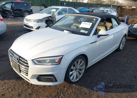 2018 Audi A5 2.0T Premium z USA, uszkodzony, nr VIN WAUYNGF52JN000387